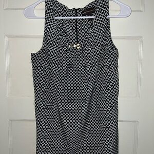 Dana Buchman Black & White Geometric Sleeveless Shift Dress